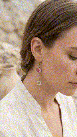 pomelli_photoshoot_video_9_16_0918.gif